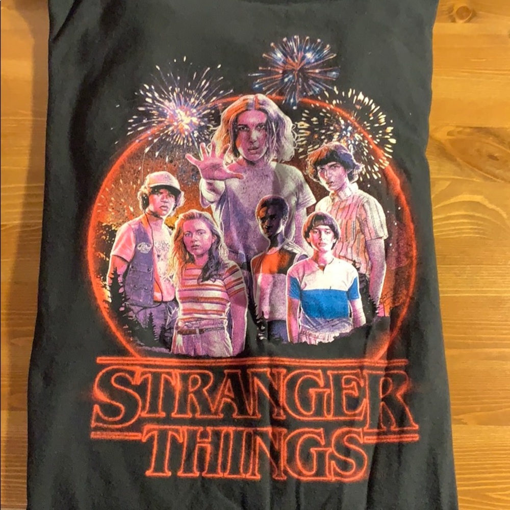 Stranger things t-shirt - Picture 2 of 4